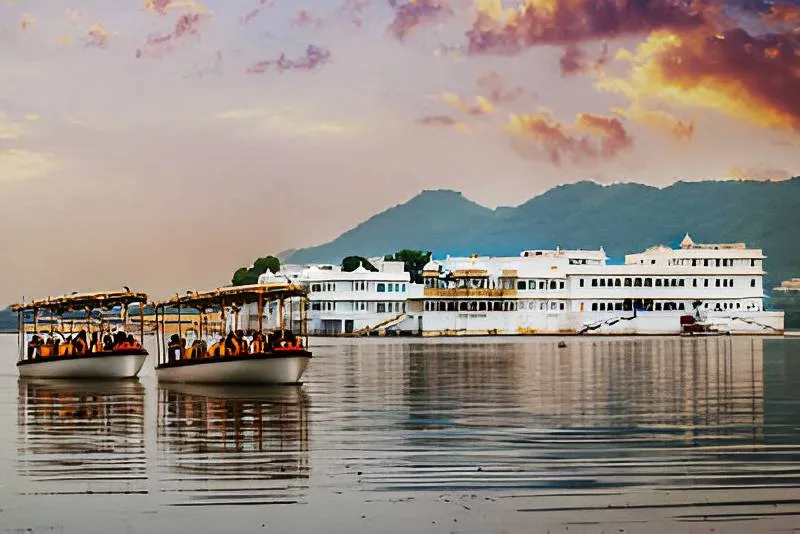 Udaipur: The City of Lakes – A Complete Travel Guide